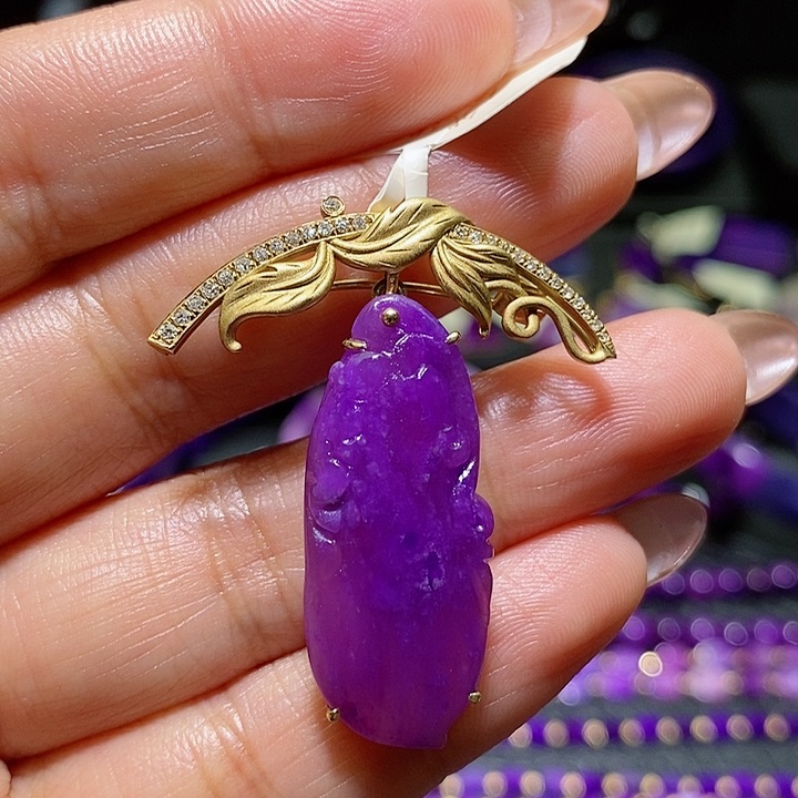 苏纪石（舒俱来）吊坠18K金镶嵌