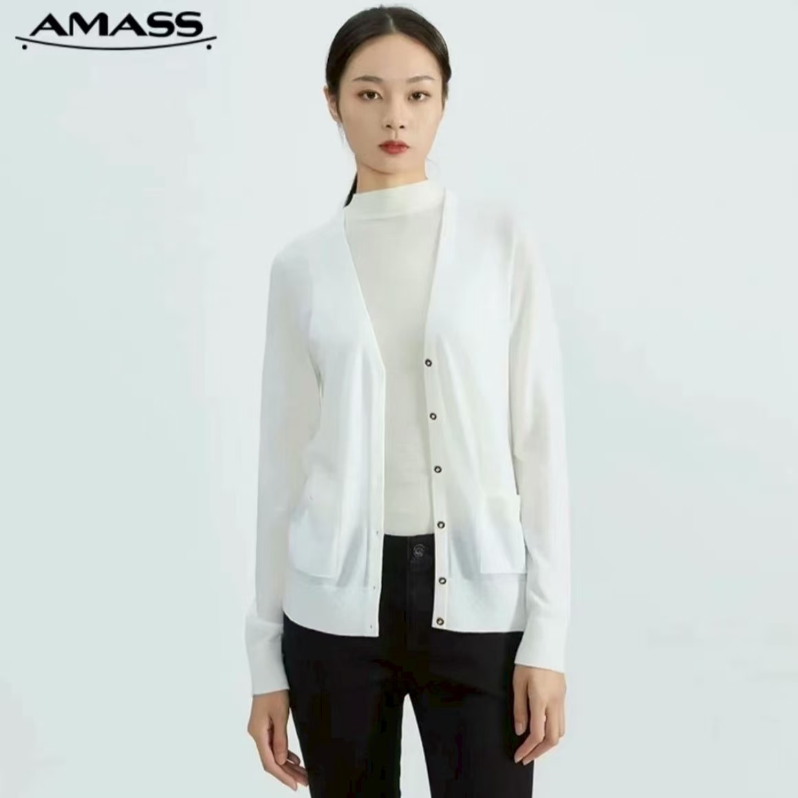 AMASS/阿玛施春秋新款时尚女装质感V领单排扣纯色针织开衫5499076