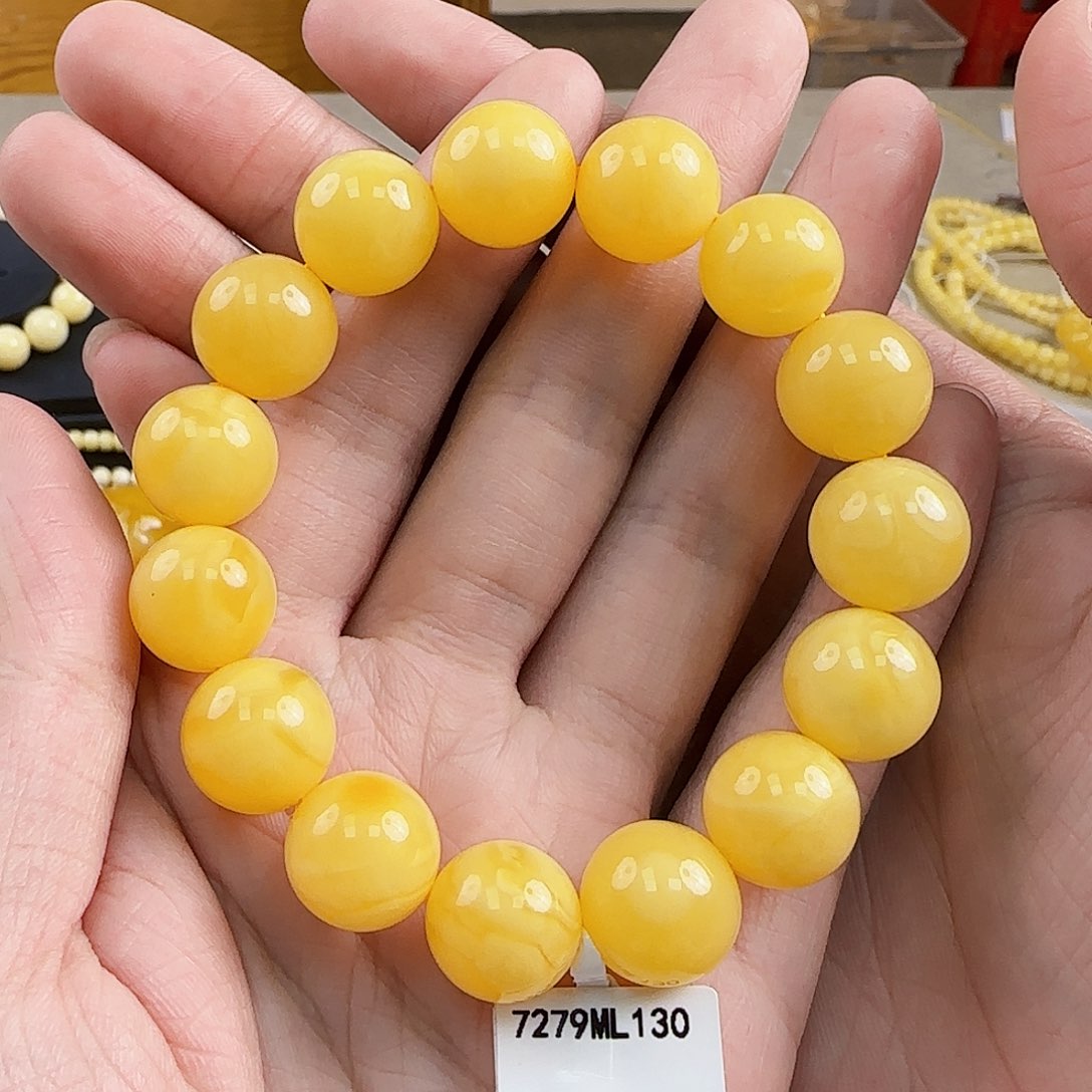 琥珀裸石未镶嵌蜜蜡