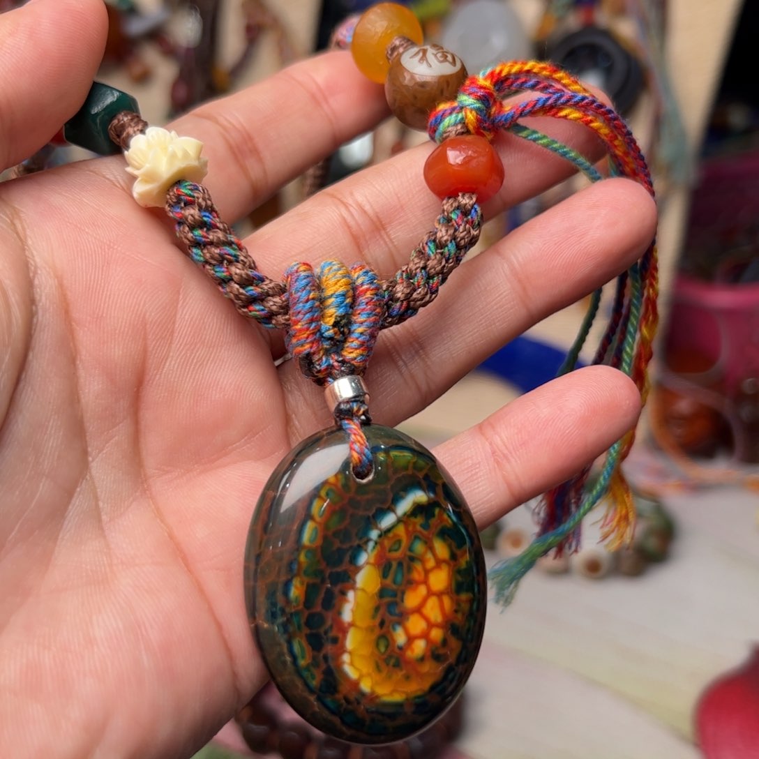 玛瑙/玉髓颈饰未镶嵌