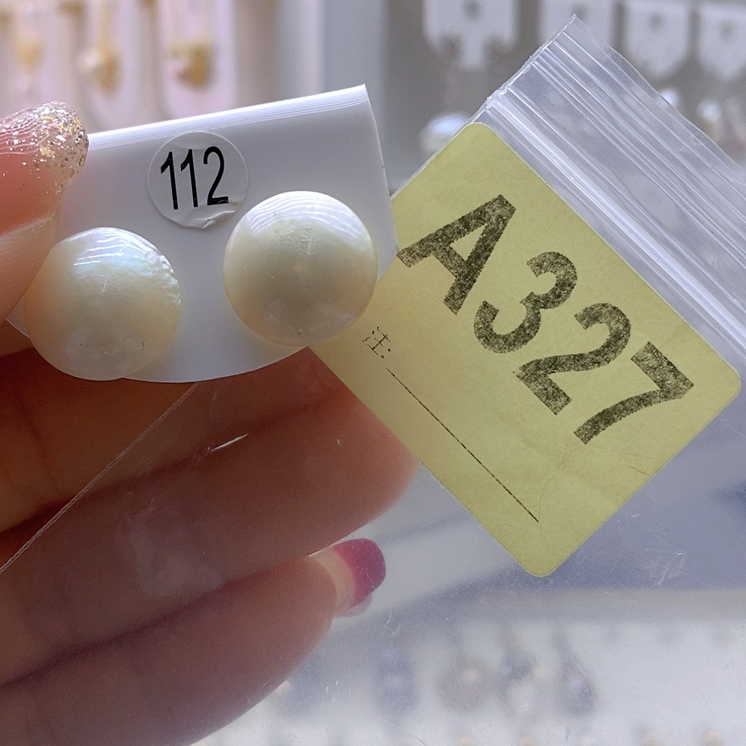 淡水珍珠耳饰未镶嵌