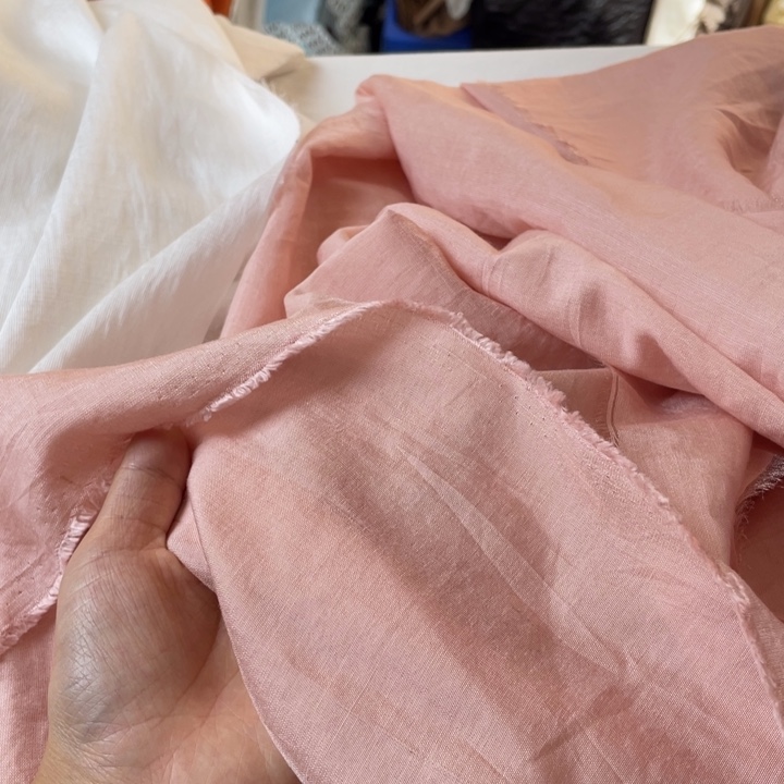 藕粉色人鱼姬透明2米。       