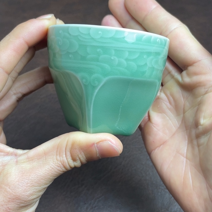 青瓷哈哈哈哈哈哈哈哈哈哈哈哈哈哈