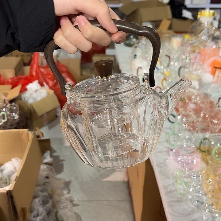 【***万四代壶。                