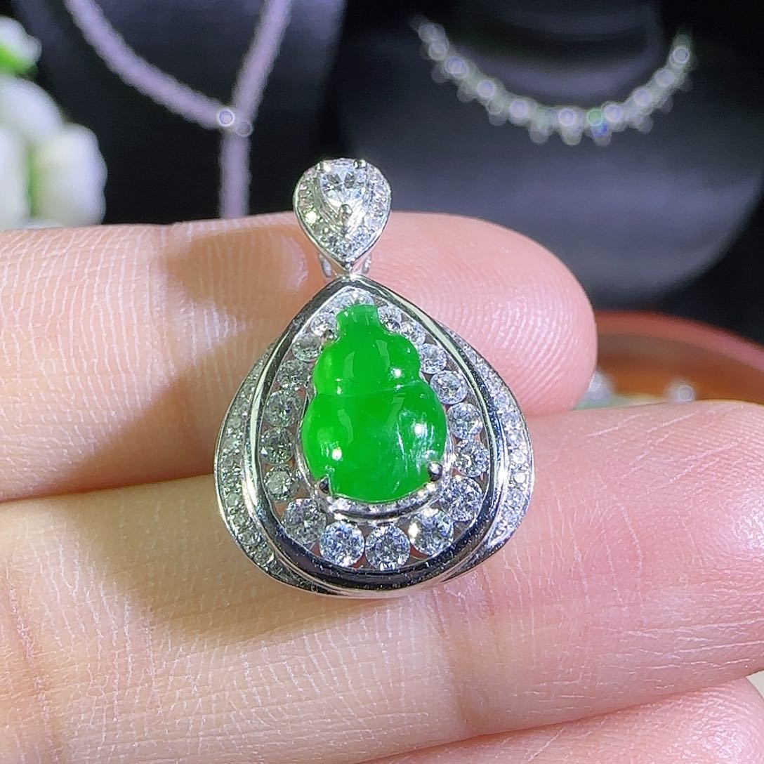 翡翠18K金镶嵌吊坠(不含链)