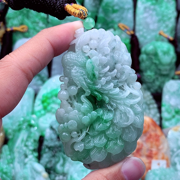 翡翠吊坠(不含链)未镶嵌