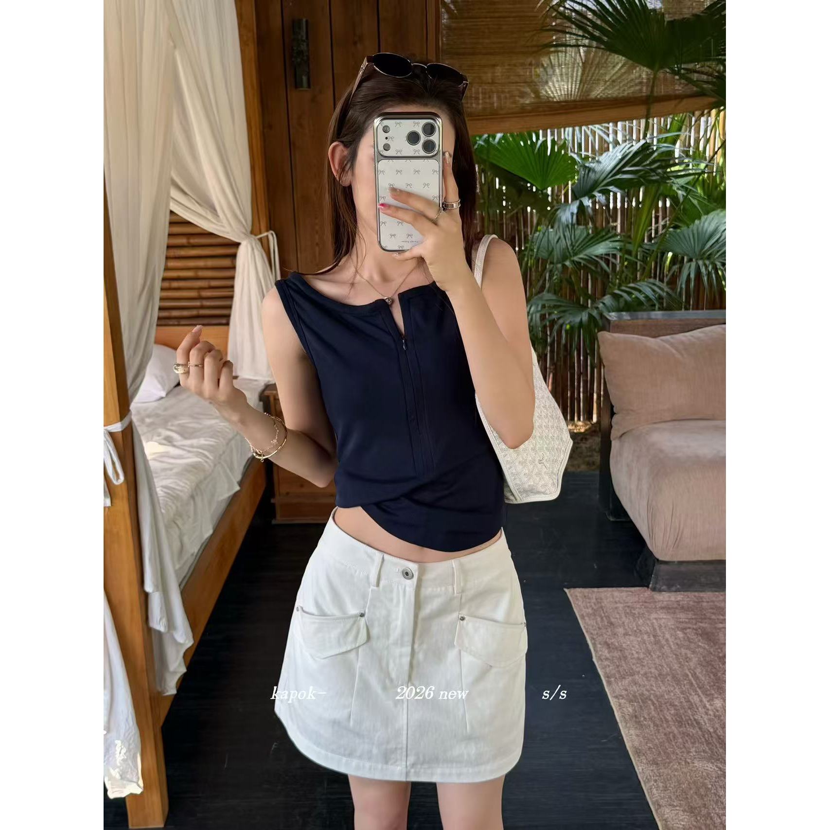 26167#KAPOK#韩女穿搭~半拉链无袖显瘦吊带背心（福利）