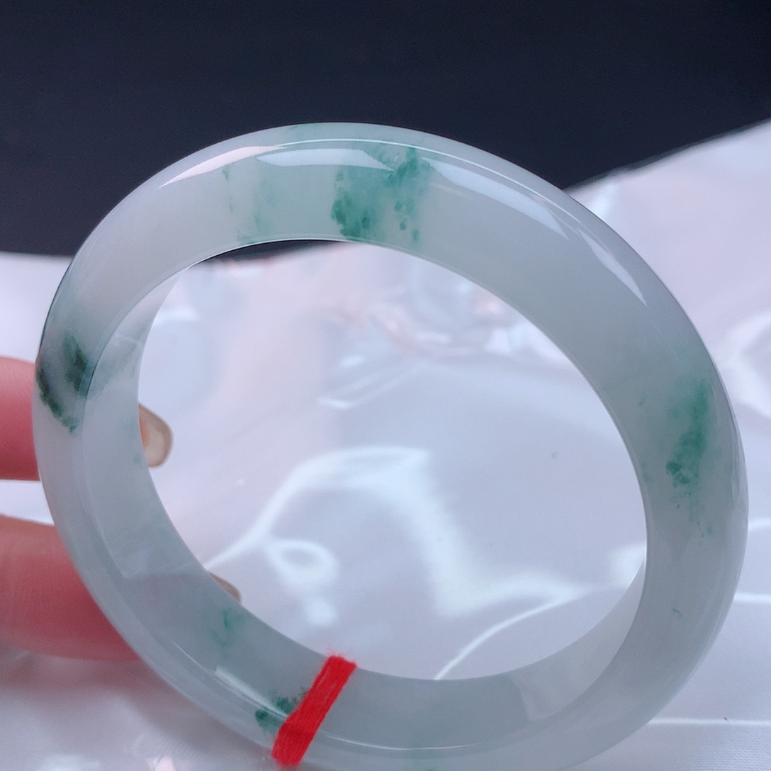 【闪购商品】未镶嵌手镯翡翠58