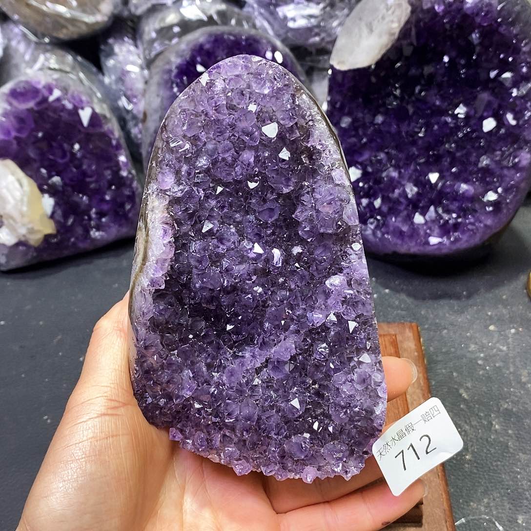 水晶大型摆件（非配饰）未镶嵌