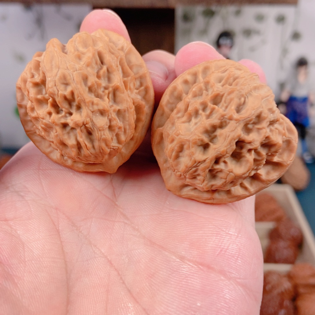 文玩核桃吊坠59¥¥梨木台
