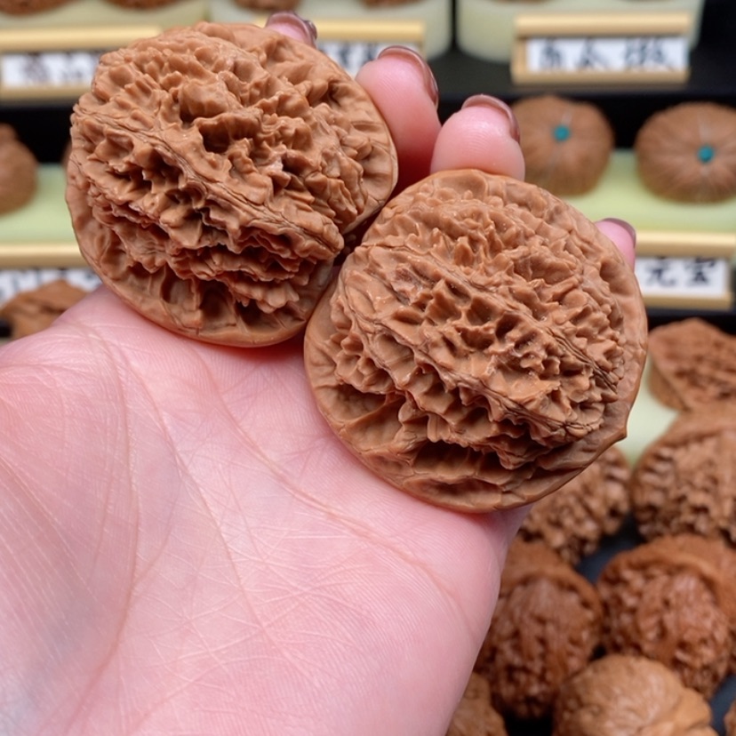 【闪购商品】文玩核桃吊坠北*大花