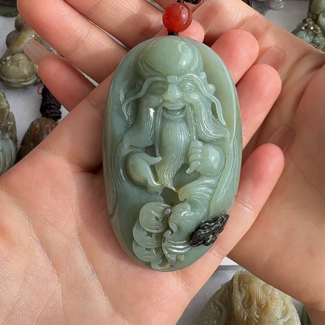 颈饰未镶嵌和田玉