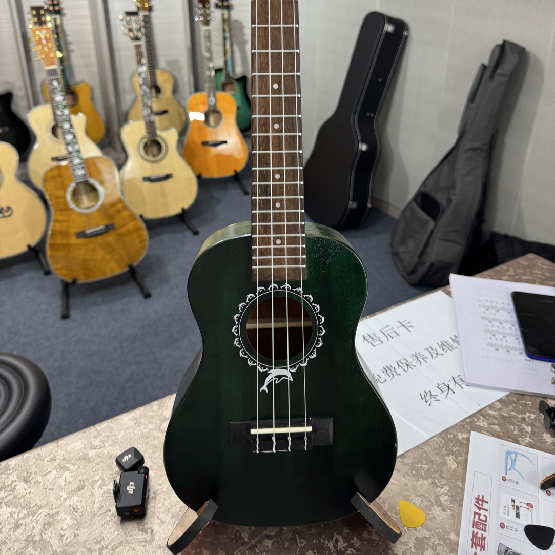 23寸桃花心手工尤克里里