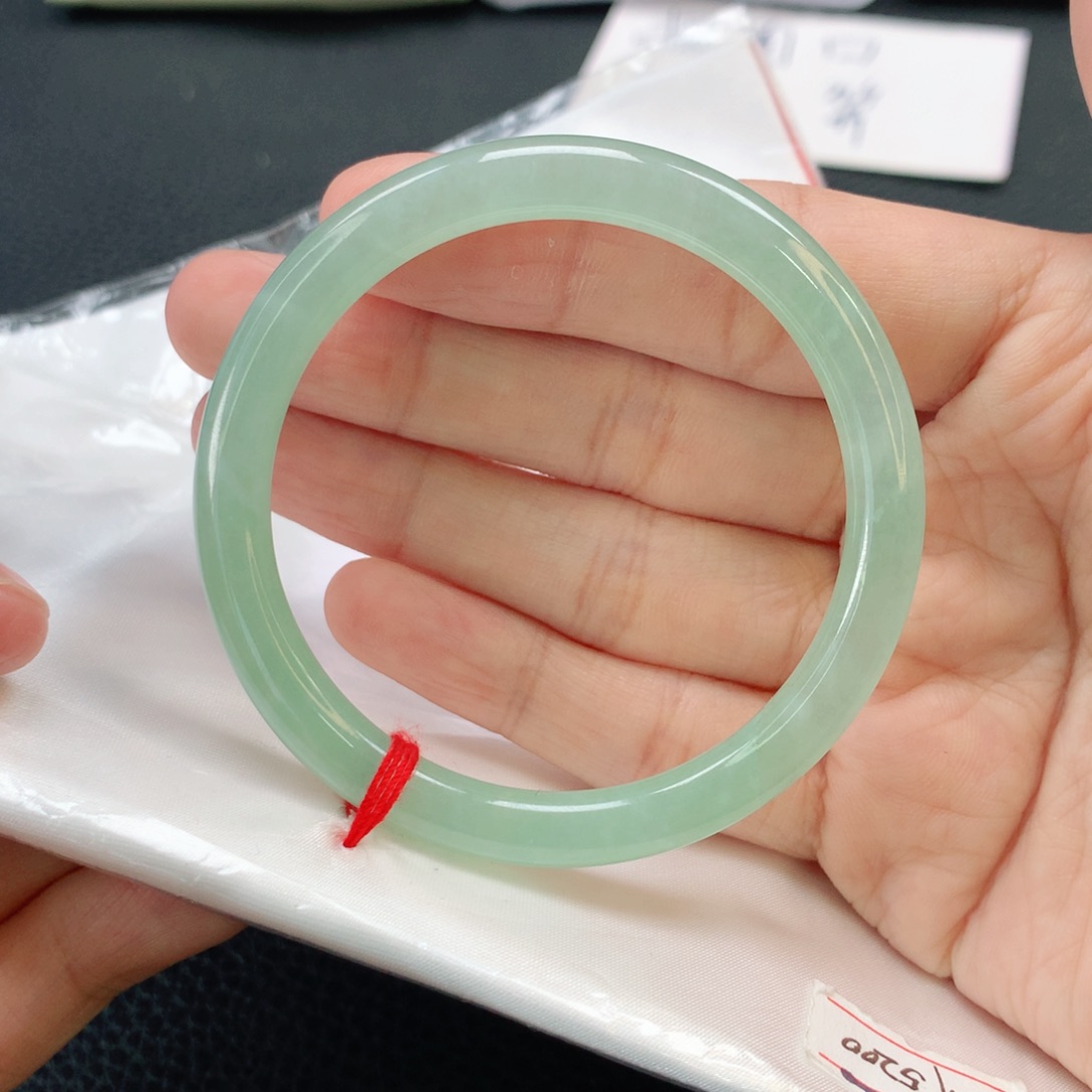 翡翠手镯未镶嵌缅甸圆50.5