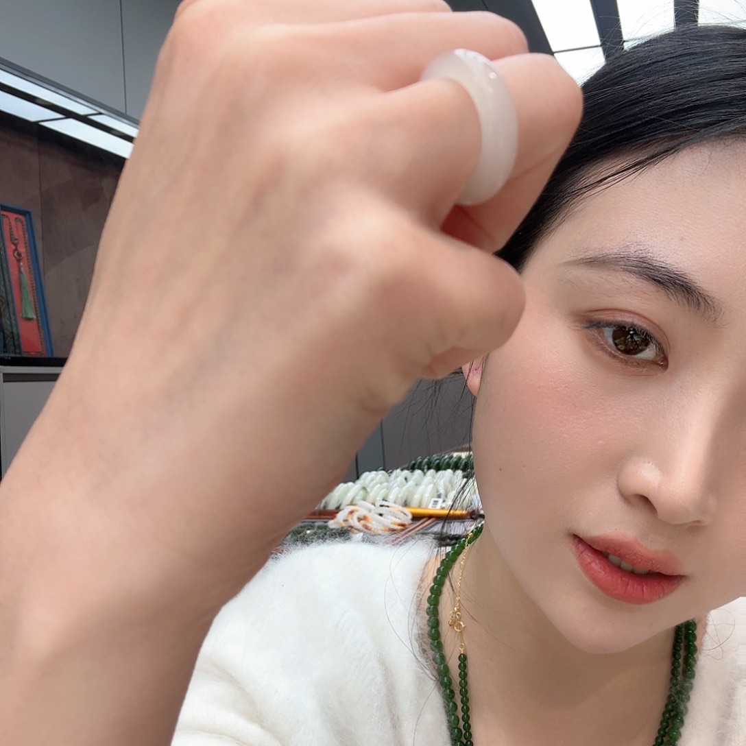 和田玉戒指未镶嵌