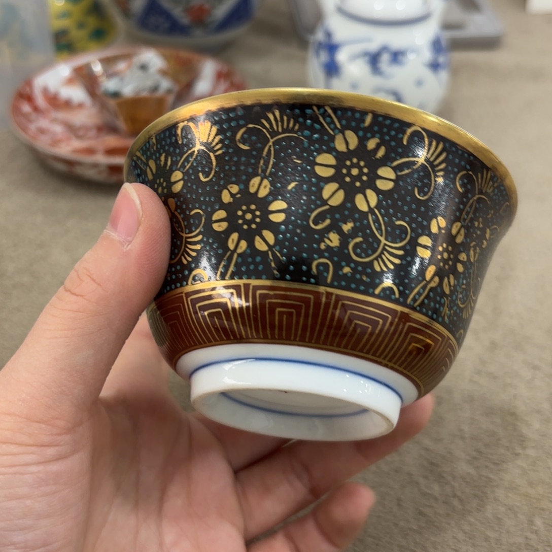 瓷片非常好看漂亮的物品 