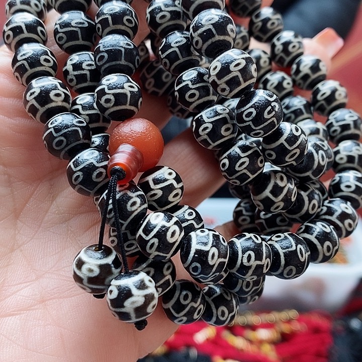 玛瑙/玉髓颈饰合金