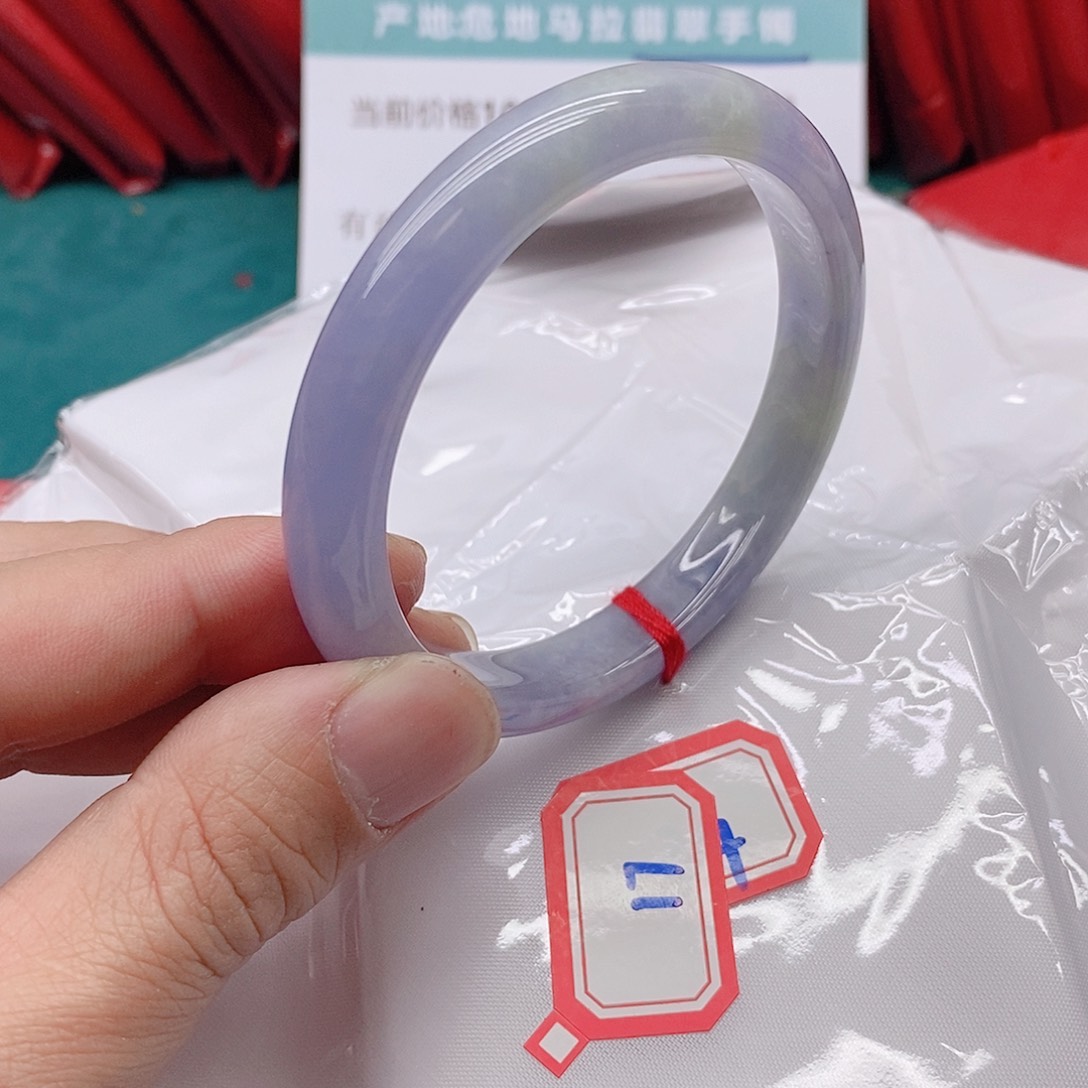 翡翠手镯未镶嵌17777777