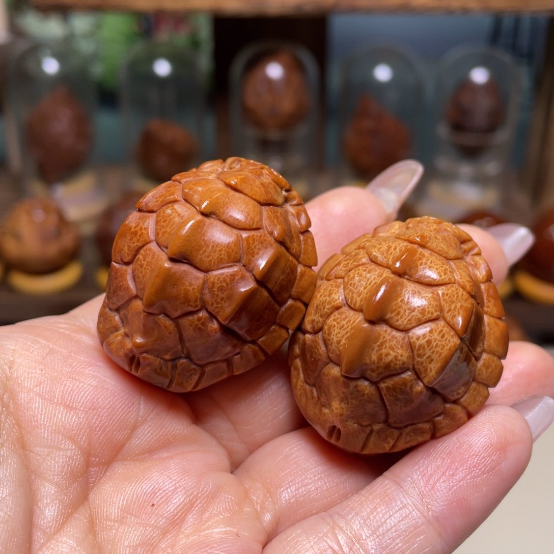 橄榄核吊坠小尺寸富甲一对