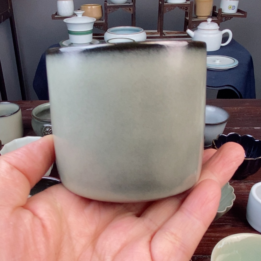 铁胎豆青板指杯 开片 