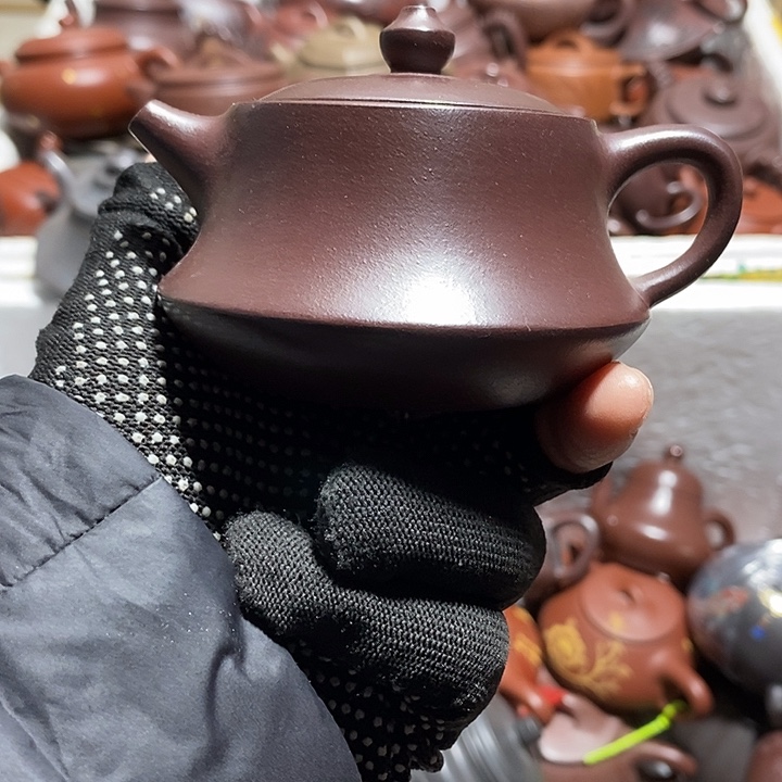 紫砂茶壶微瑕微笑