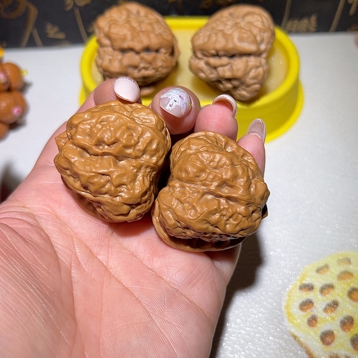 文玩核桃蛤蟆头40