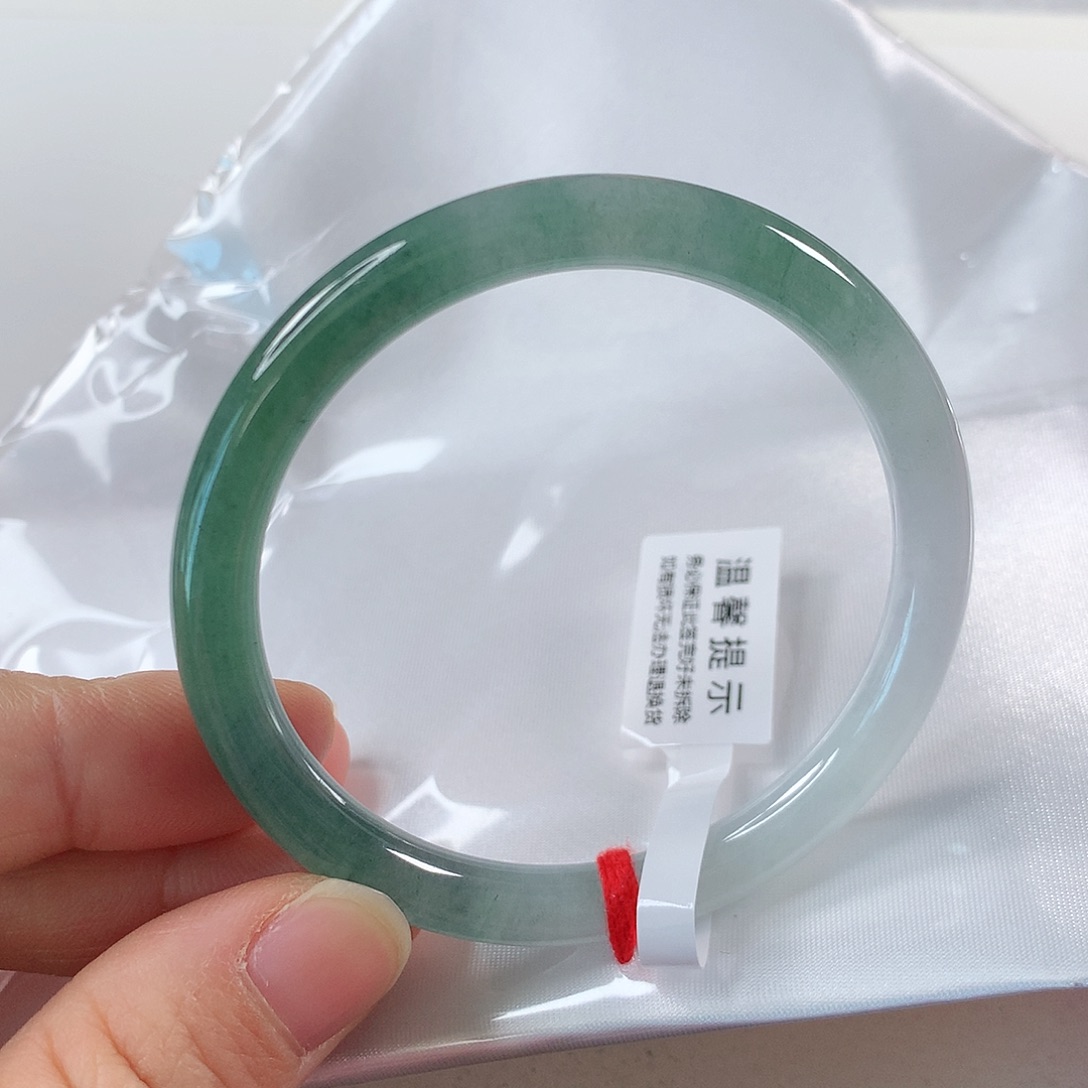 翡翠手镯未镶嵌⑥⑤