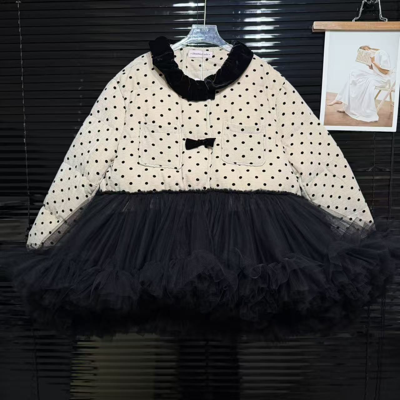 5705设计师款蝴蝶结波点外套洋气小众炸街高级感女款冬季连衣裙