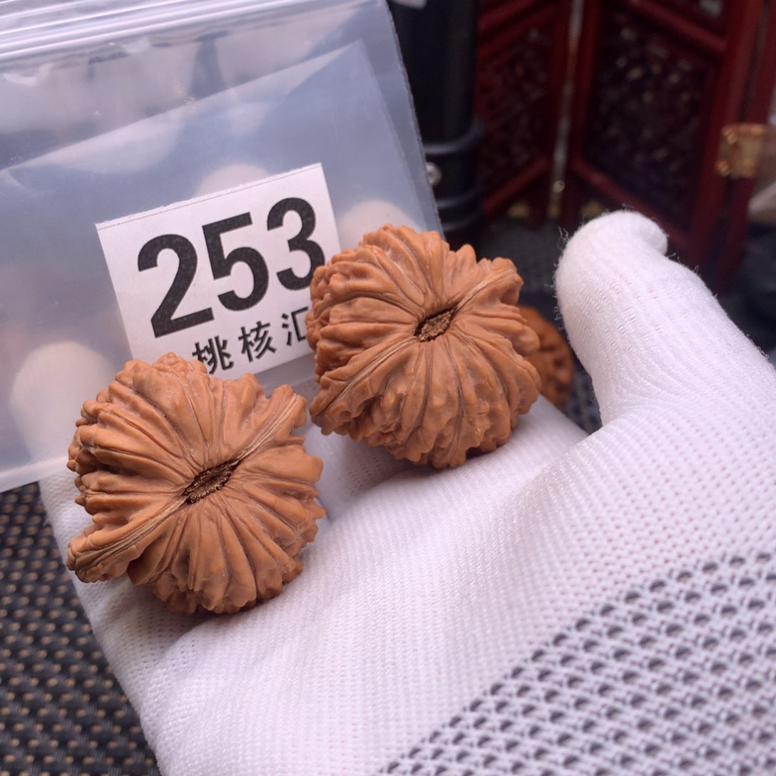 文玩核桃把件楼子47