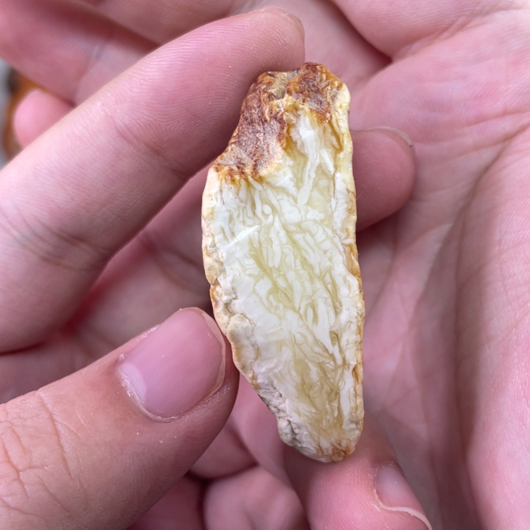 定制琥珀天然琥珀