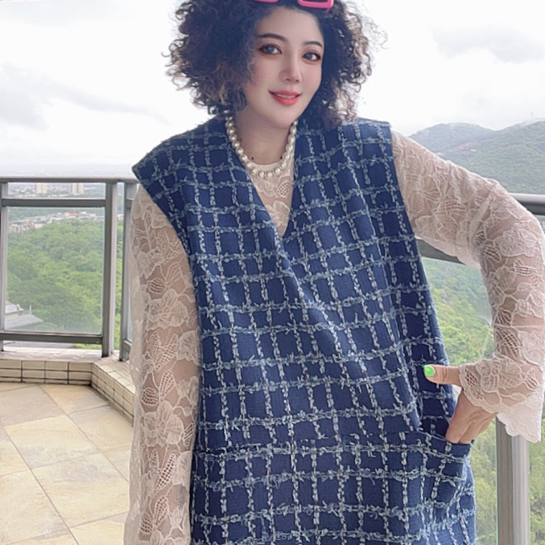 小香风复古印花无袖A字连衣裙展现绝美夏日气质
