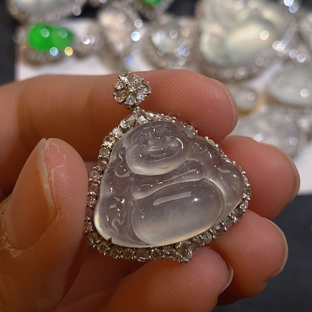 翡翠颈饰18K金镶嵌天然缅甸A货翡翠