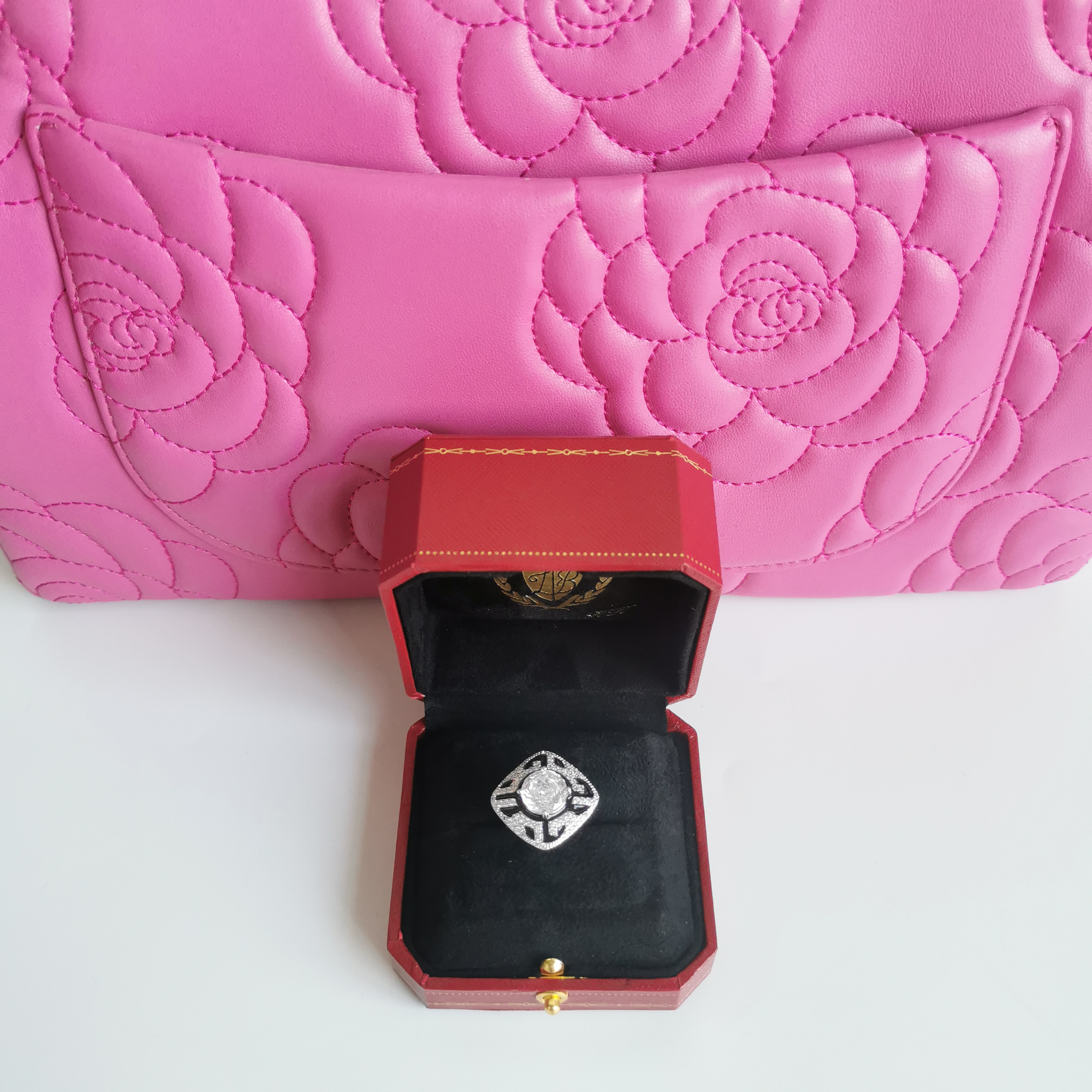 4163戒指-精致端庄气质透亮精工戒指