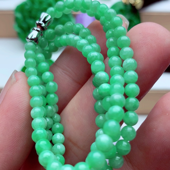 翡翠未镶嵌毛衣链