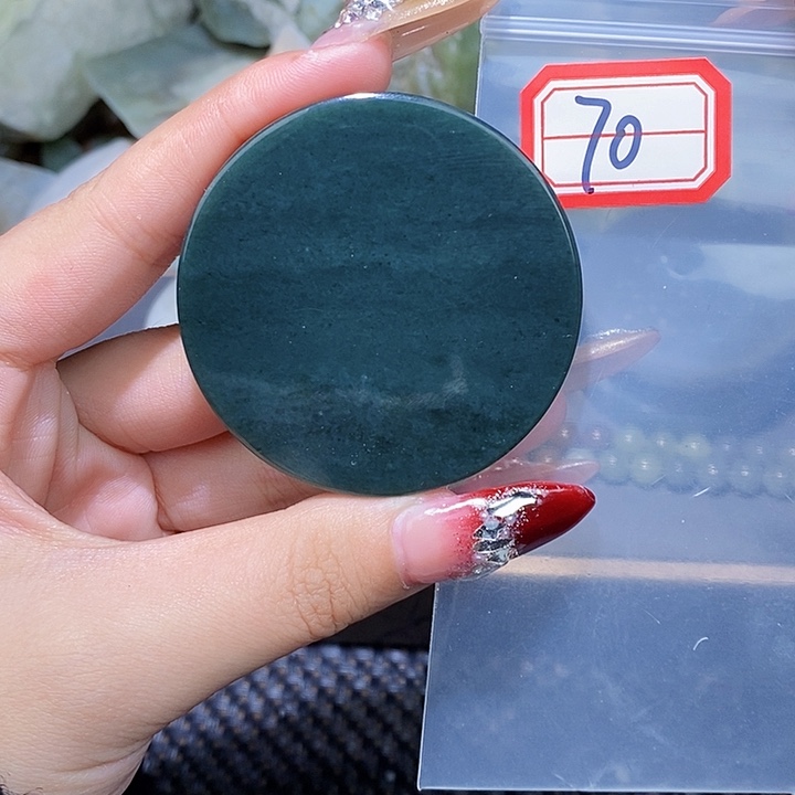 和田玉和田玉边角料随机发未镶嵌