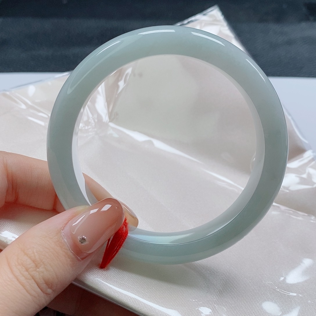 【闪购商品】未镶嵌手镯翡翠484号