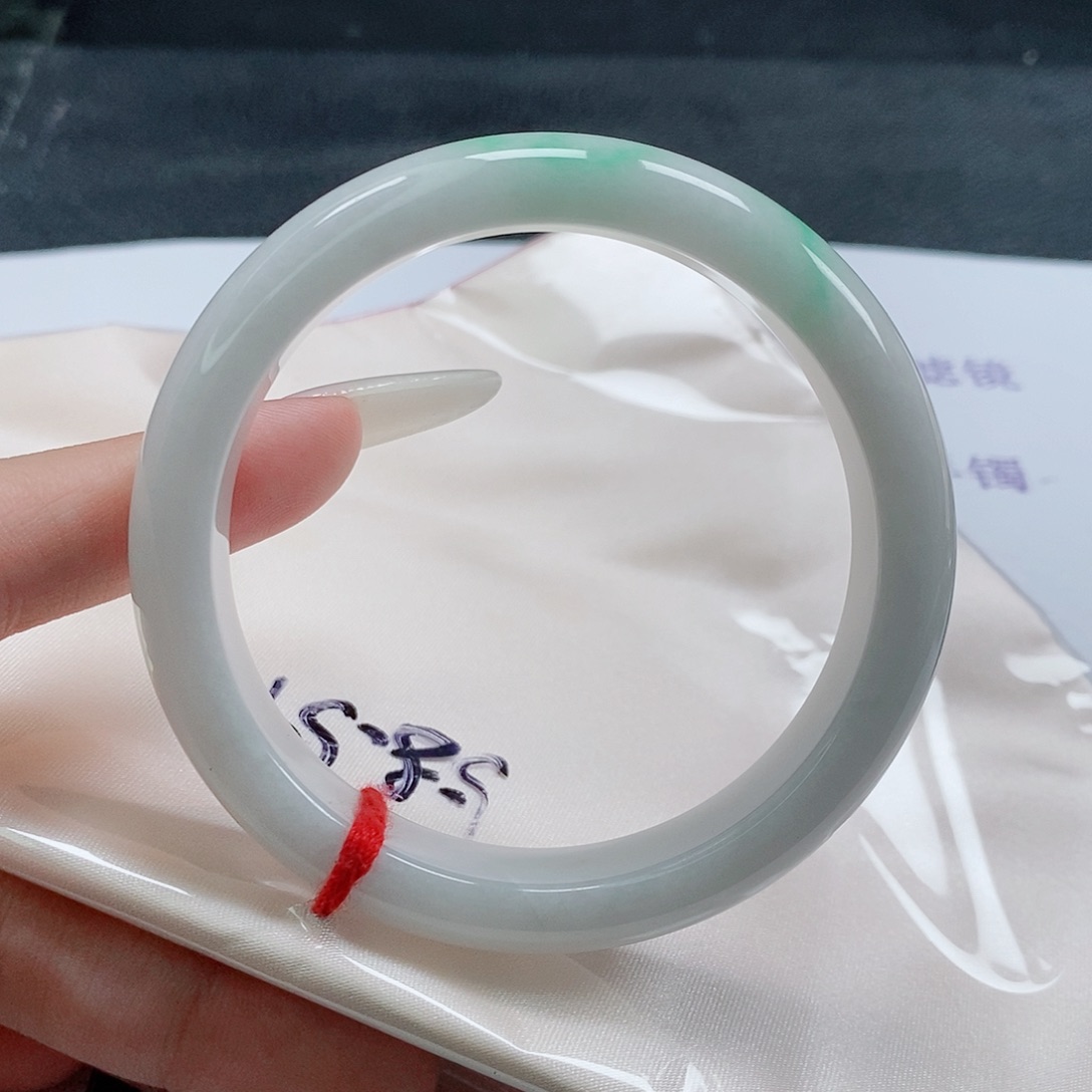 【闪购商品】未镶嵌手镯翡翠416号