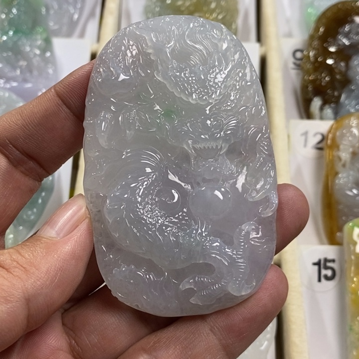 颈饰未镶嵌翡翠龙