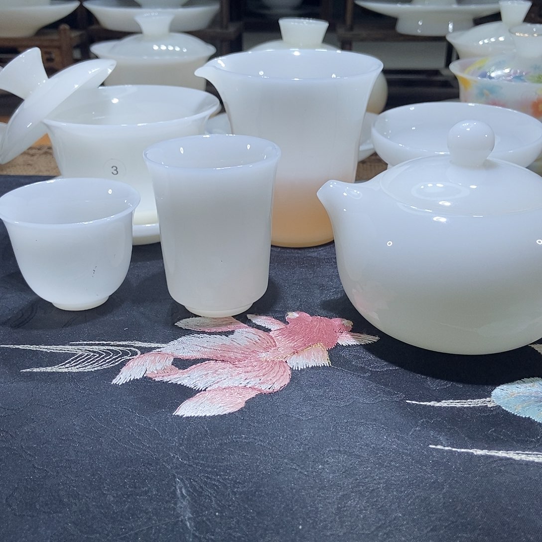 不过也要记得喝牛奶哟宝宝好棒呀