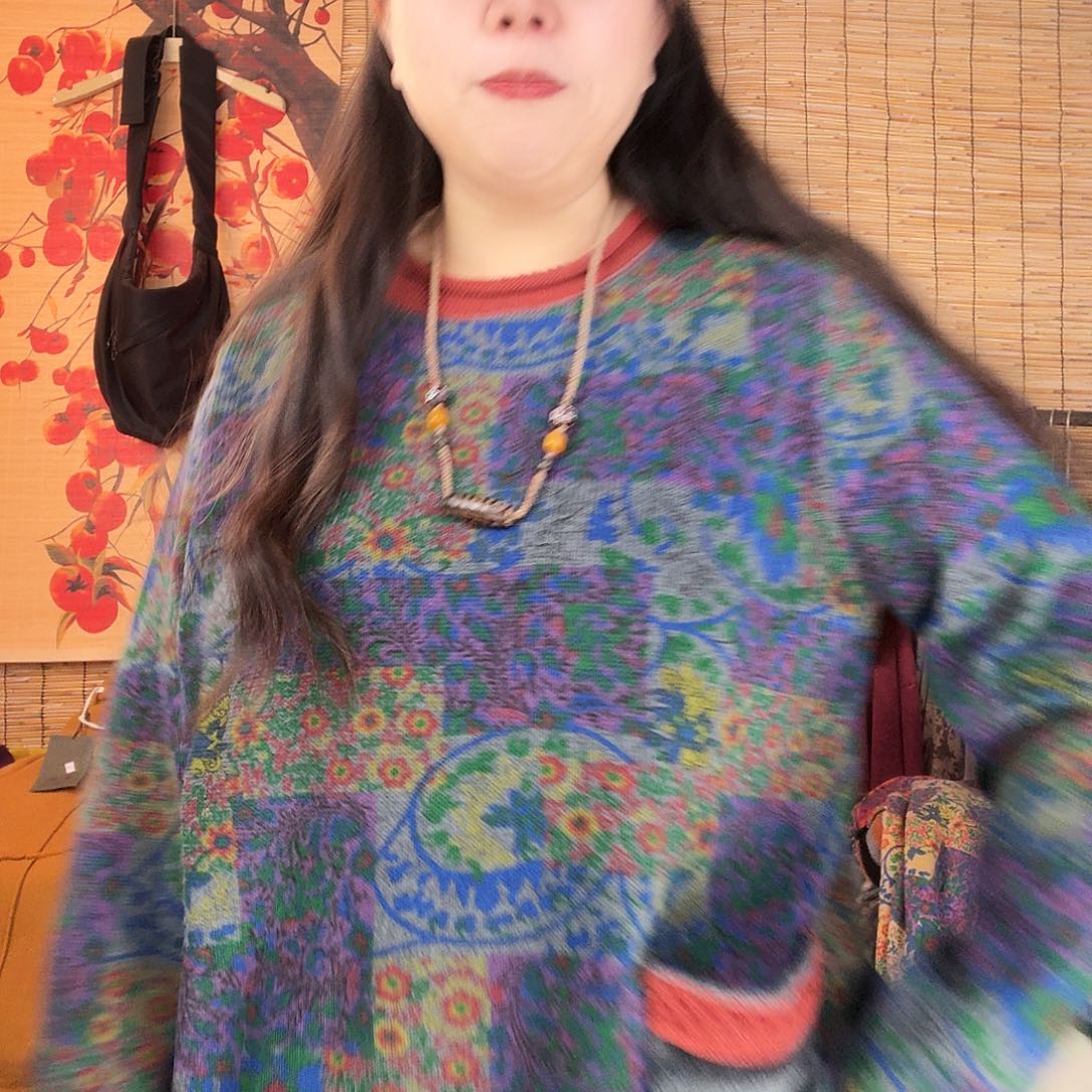 圆领重工绘画针织衫