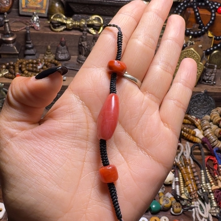 泥塑………………………………………………