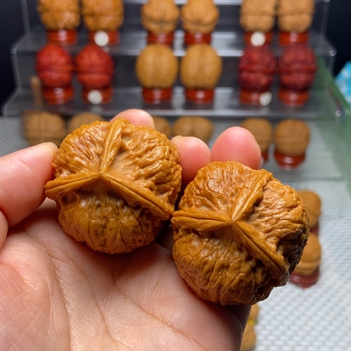 把件文玩核桃金香炉三棱35