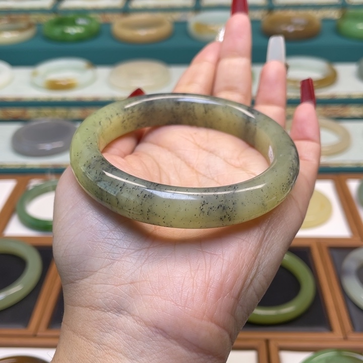 和田玉手镯未镶嵌59