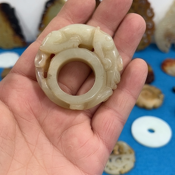 和田玉挂件未镶嵌