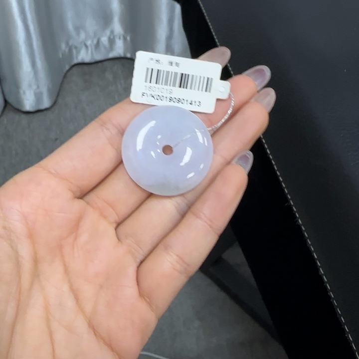 十***一翡翠未镶嵌颈饰1601019