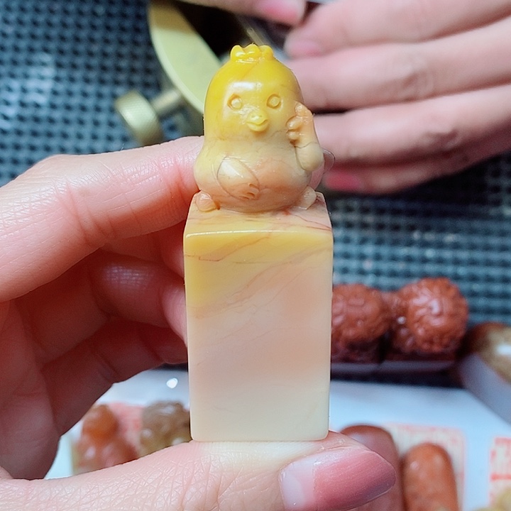 老挝石嘟**杨现场直播手工
