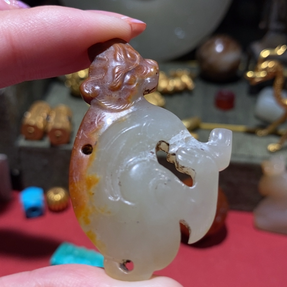 未镶嵌和田玉（糖玉）挂件