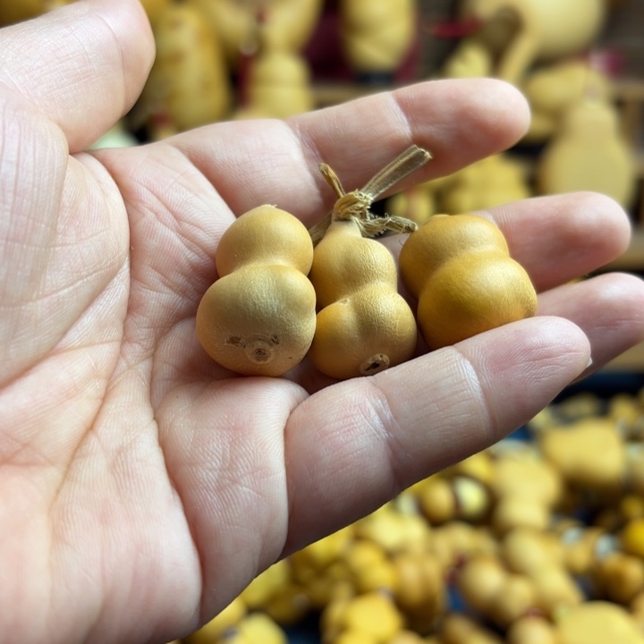 刘***井木天然葫芦异形疙瘩