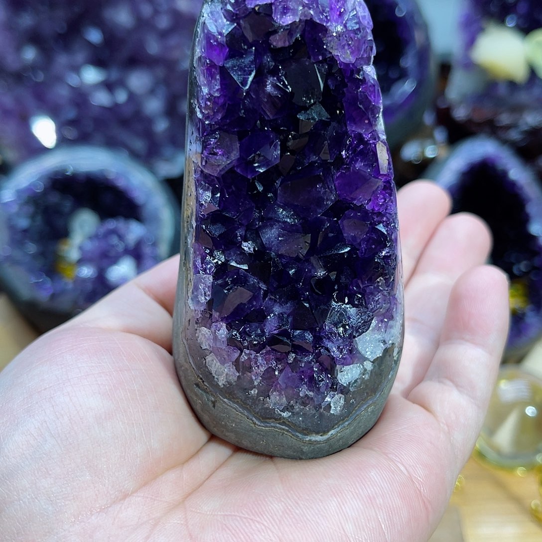 未镶嵌大型摆件（非配饰）紫晶