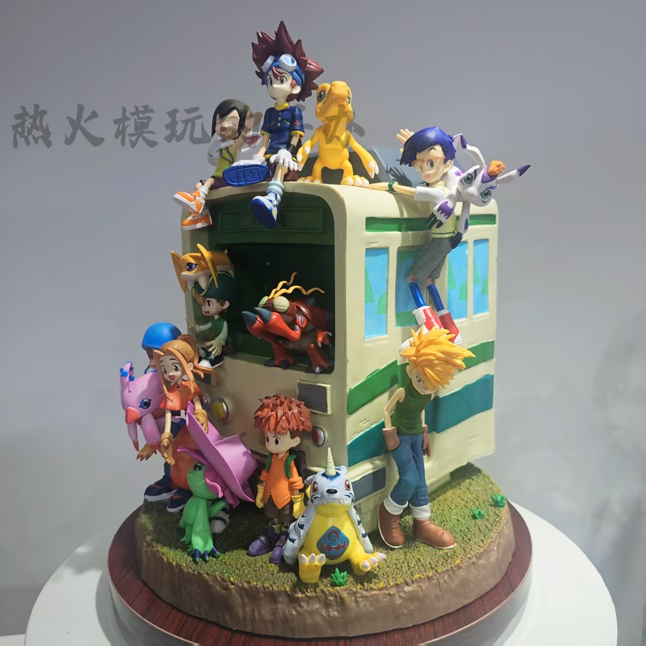 【全款现货48小时内发货】数码全家福 高35cm 手办摆件模型礼物